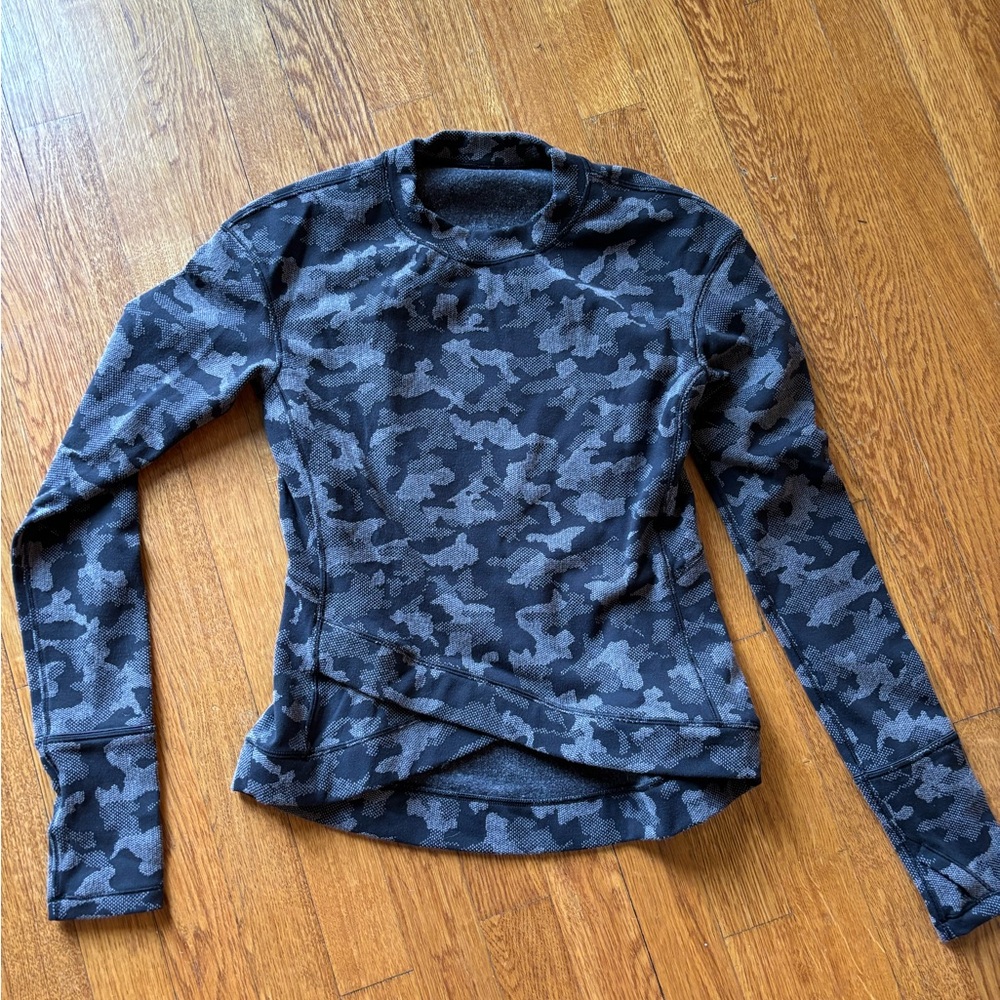Women's Camouflage Long Sleeve Top